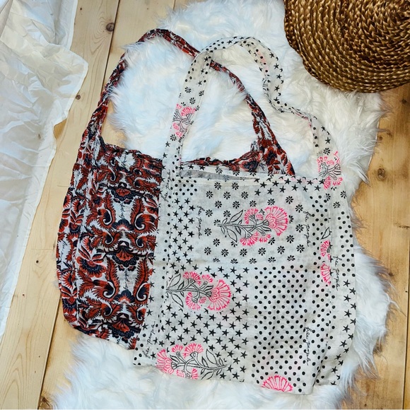 FREE W/ FP Purchase | Free People Tote Shopper Bags… See details - Picture 2 of 3